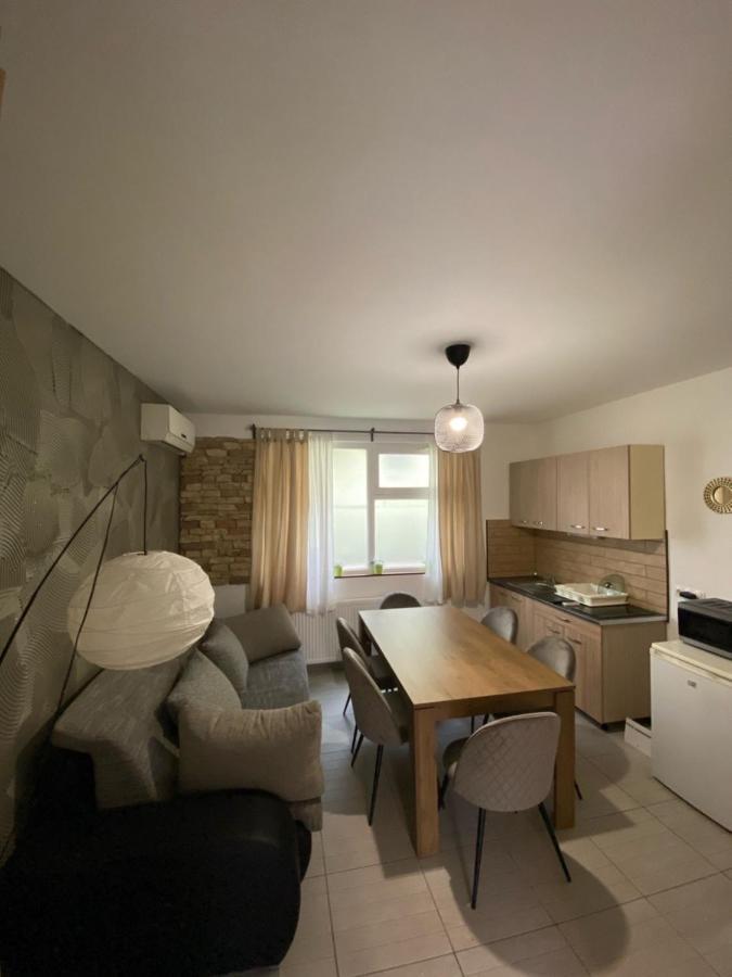 Smeraldo Villa Siófok Exteriör bild